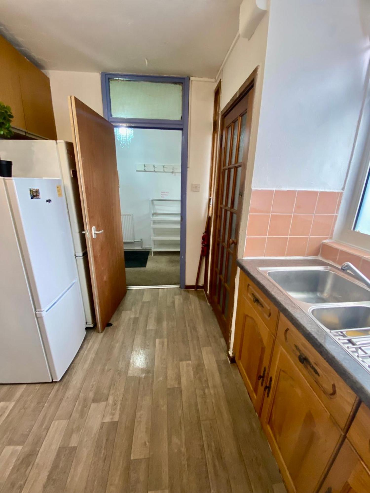 Cosy 3 Bed Apt, Old Truman Brewery! Brick Lane, London, E1 Exterior foto