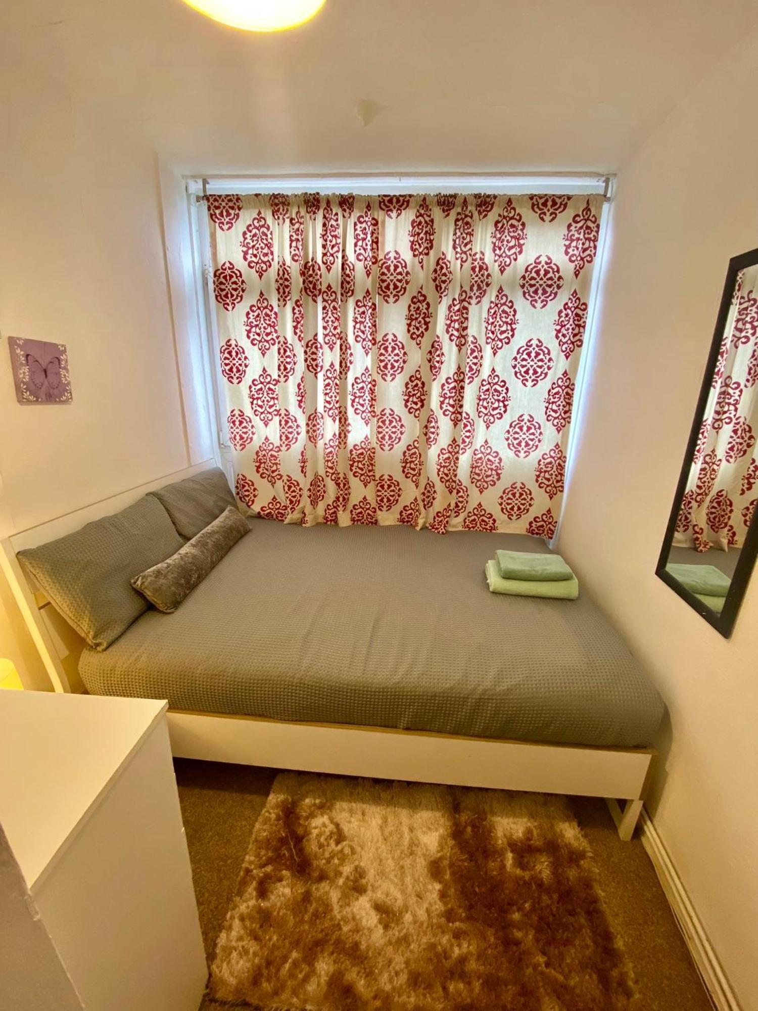 Cosy 3 Bed Apt, Old Truman Brewery! Brick Lane, London, E1 Exterior foto