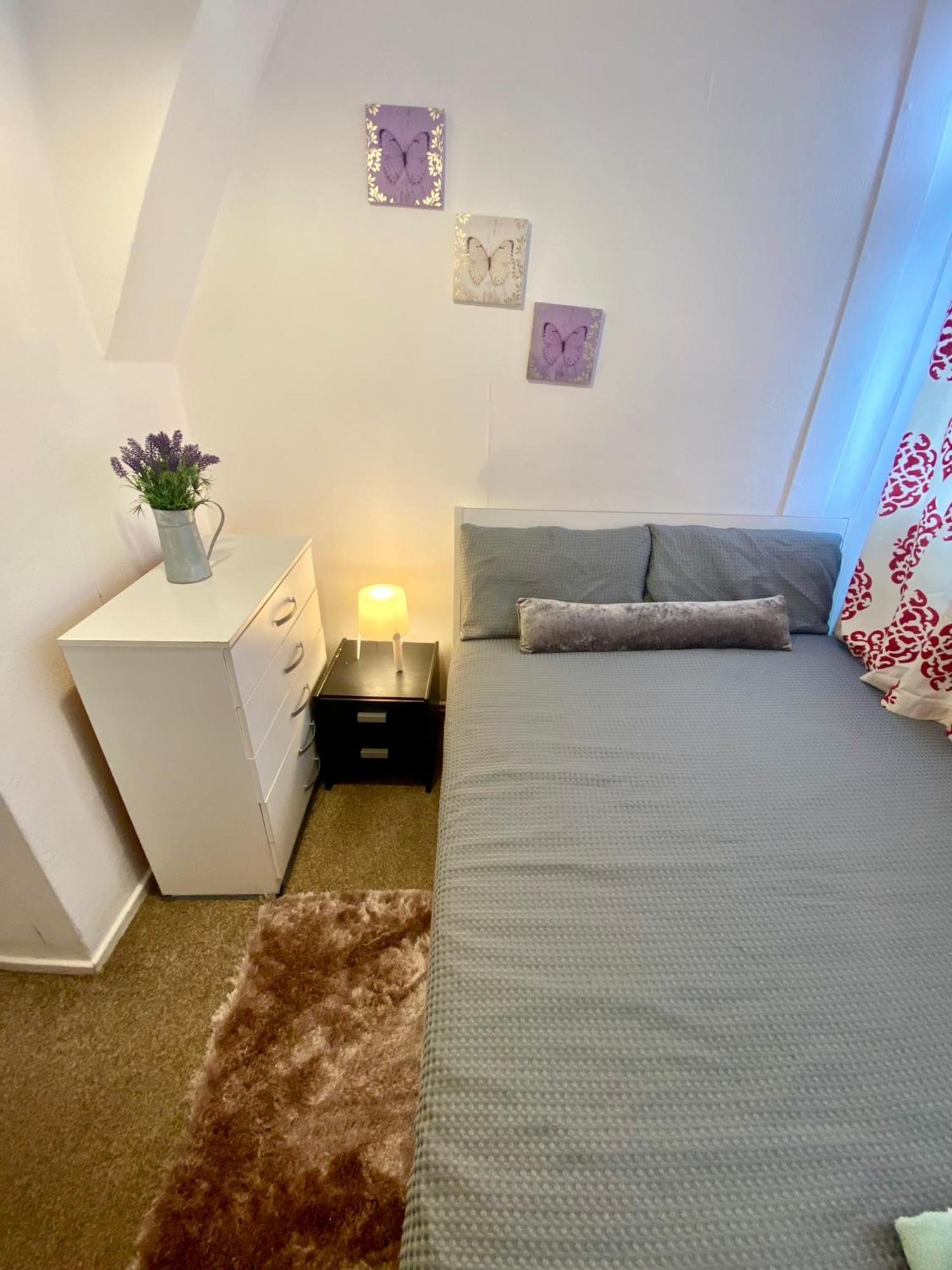 Cosy 3 Bed Apt, Old Truman Brewery! Brick Lane, London, E1 Exterior foto